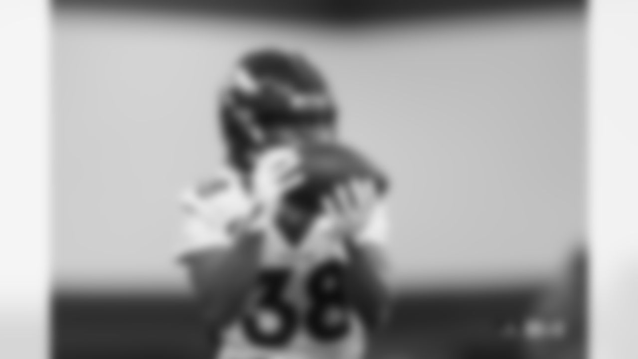Jaleel McLaughlin during practice on Thursday, January 4, 2024 at Centura Health Training Center in Englewood, Colorado.
Photo by Gabriel Christus / Denver Broncos