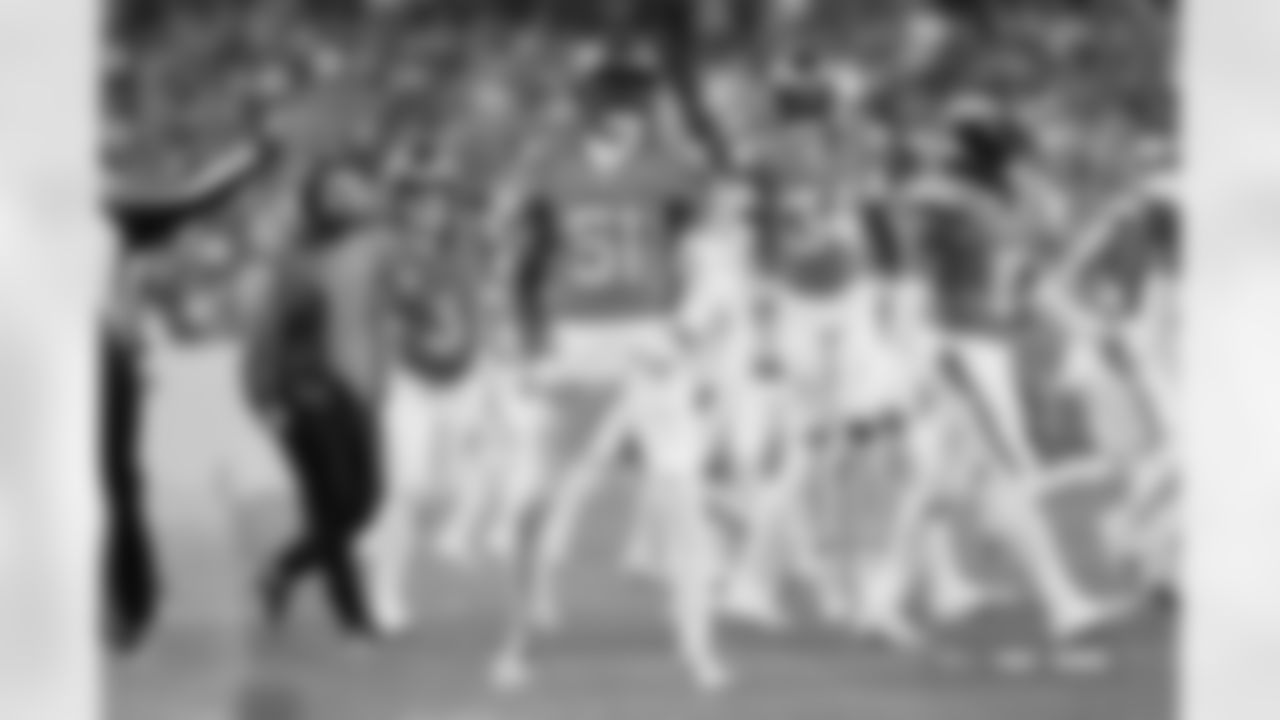 Que Robinson (51) during the Broncos' Week 11 game against the Kansas City Chiefs at Empower Field at Mile High in Denver, Colorado on November 16, 2025. Photo by Gabriel Christus / Denver Broncos