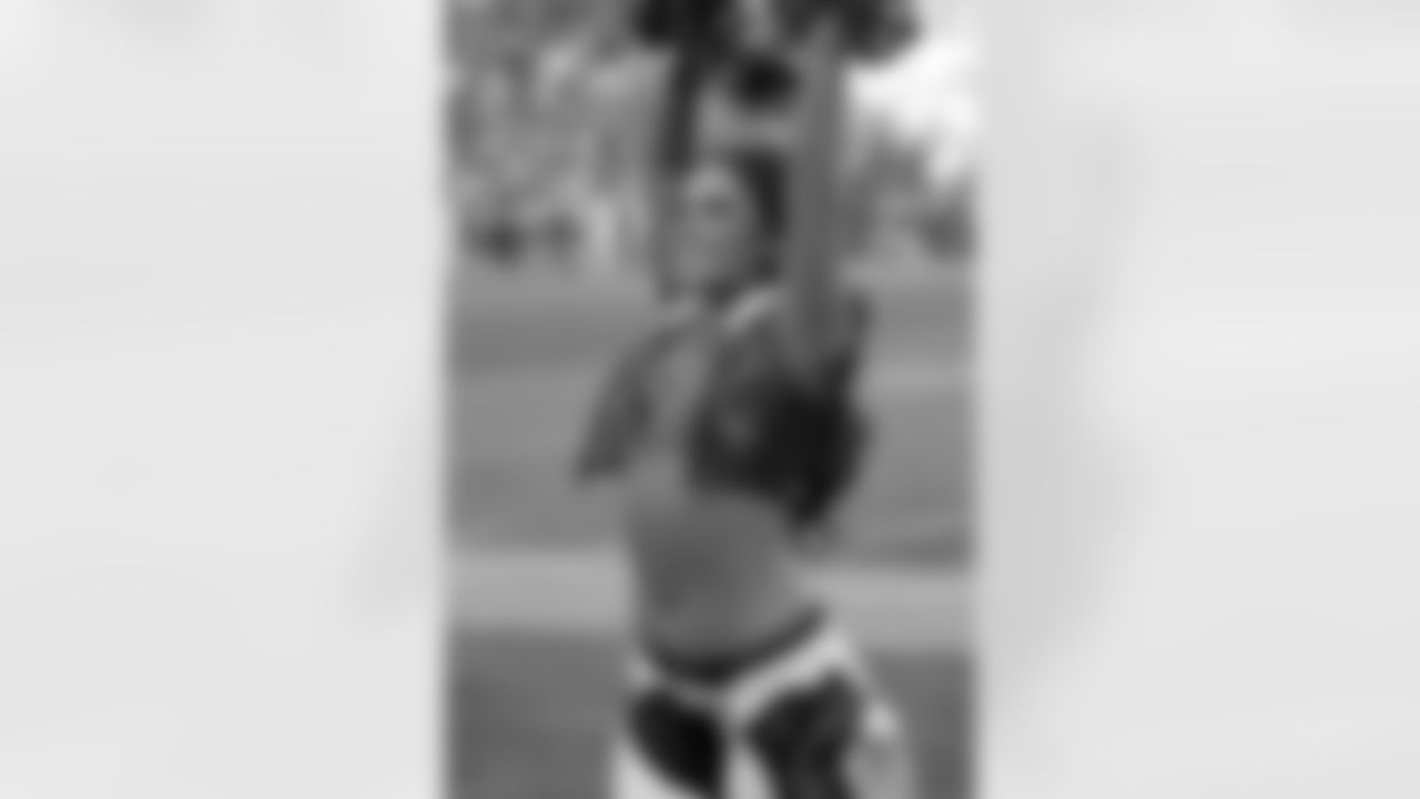 Denver Broncos Cheerleaders during the Broncos' Week 15 game against the Green Bay Packers at Empower Field at Mile High in Denver, Colorado on December 14, 2025. Photo by Paul Cloud / Denver Broncos