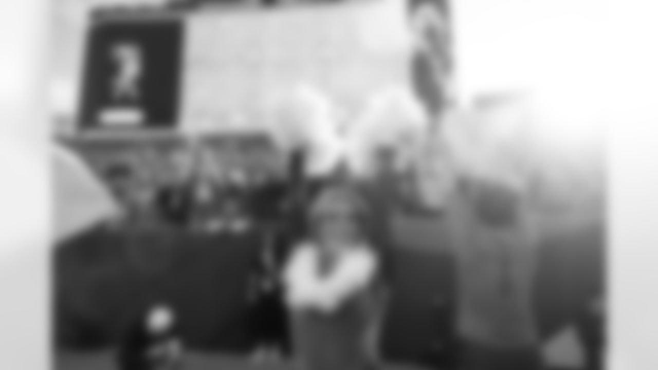 DBC Alana before the Broncos' Week 16 game against the Jacksonville Jaguars at Empower Field at Mile High in Denver, Colorado on December 21, 2025. Photo by Gabriel Christus / Denver Broncos