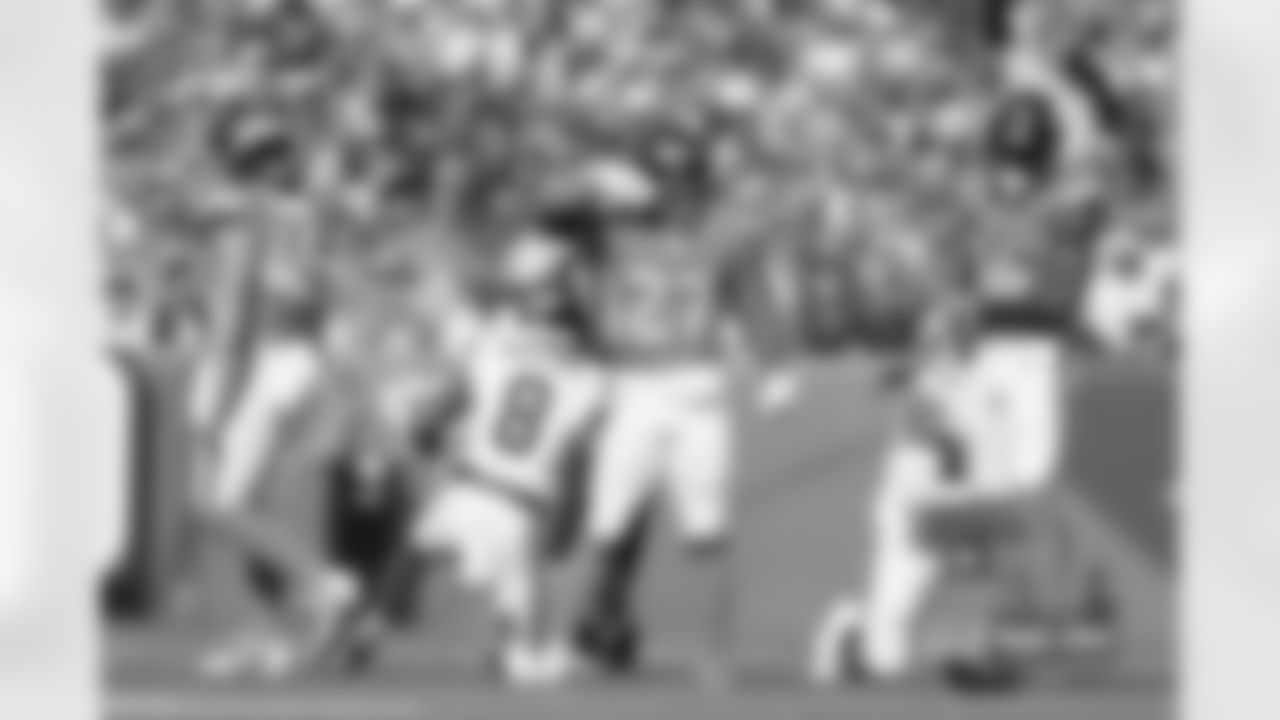 J.K. Dobbins (27) during the Broncos' Week 7 game against the New York Giants at Empower Field at Mile High in Denver, Colorado on October 19, 2025. Photo by Gabriel Christus / Denver Broncos
