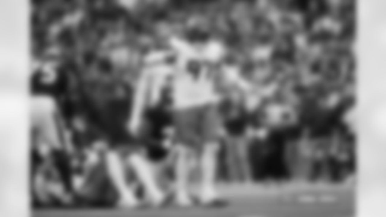 Malcolm Roach (97) during the Broncos' Week 9 game against the Houston Texans at NRG Stadium in Houston, Texas on November 2, 2025. Photo by Gabriel Christus / Denver Broncos