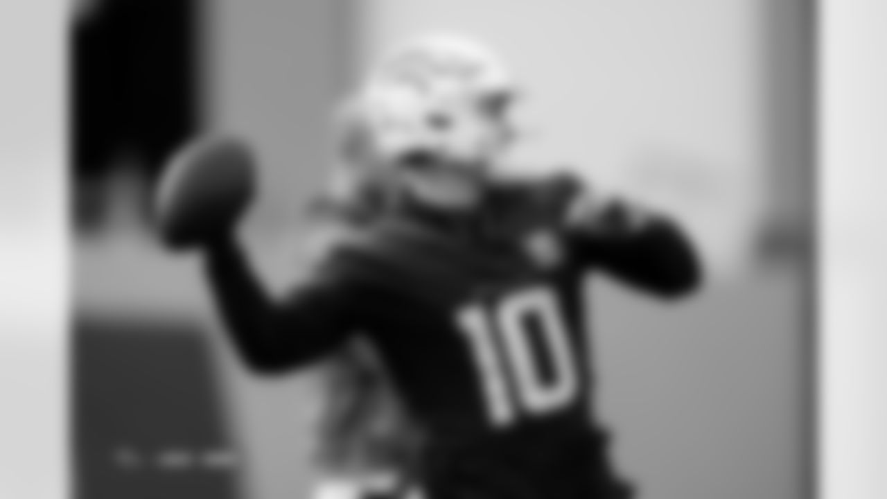 Bo Nix during practice at Broncos Park Powered by CommonSpirit in Englewood, Colorado on December 19, 2025. Photo by Ben Swanson / Denver Broncos