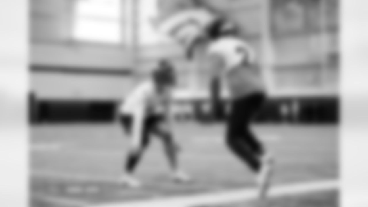 Riley Moss and Pat Surtain II during practice at Broncos Park Powered by CommonSpirit in Englewood, Colorado on October 3, 2025. Photo by Ben Swanson / Denver Broncos