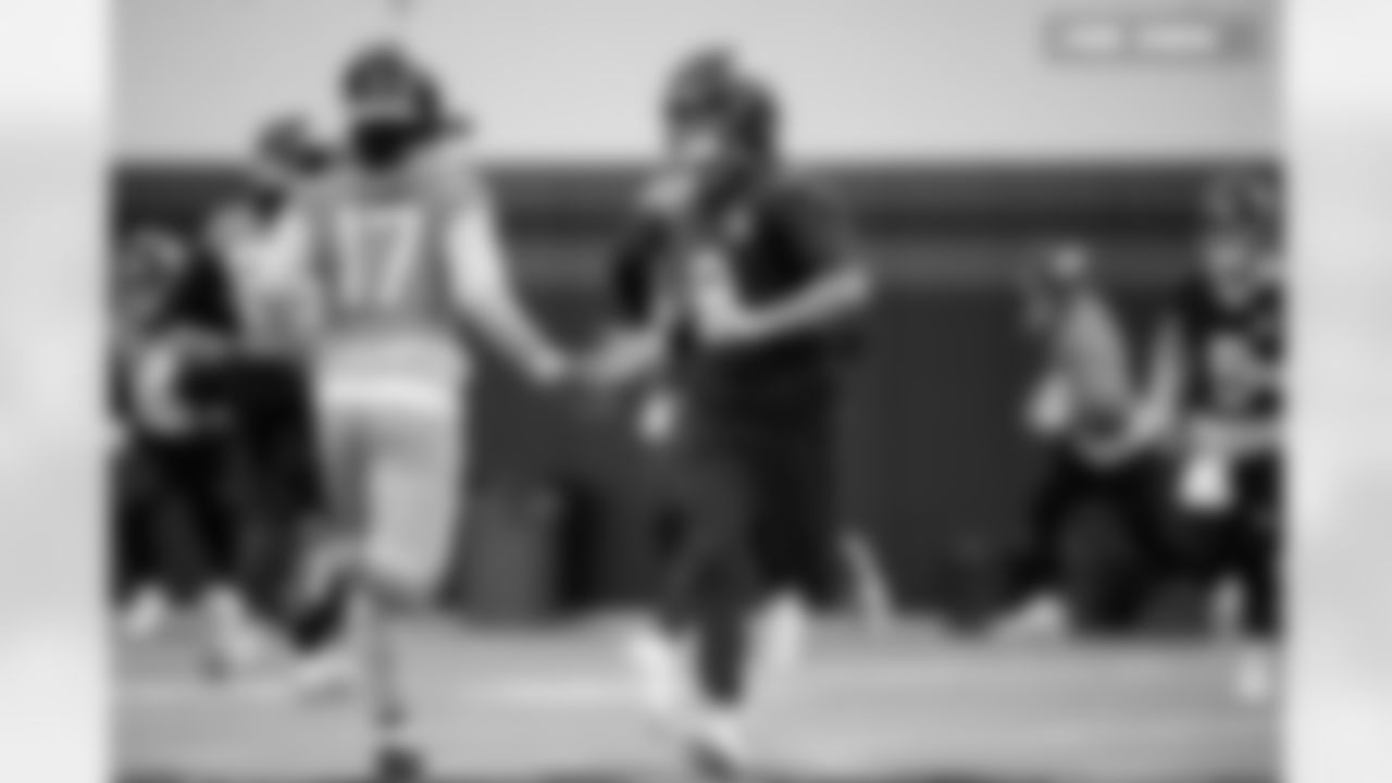 Jarrett Stidham during practice at Broncos Park Powered by CommonSpirit in Englewood, Colorado on January 23, 2026. Photo by Ben Swanson / Denver Broncos