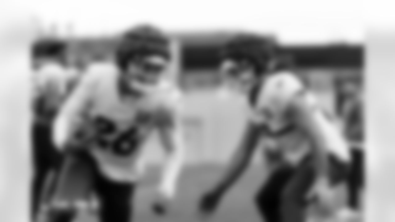 Talanoa Hufanga during practice at Broncos Park Powered by CommonSpirit in Englewood, Colorado on January 1, 2026. Photo by Ben Swanson / Denver Broncos