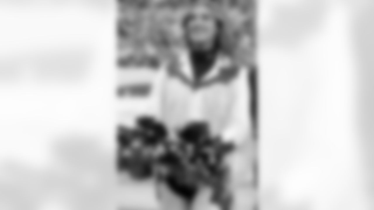 during the Broncos' Divisional Round playoff game against the Buffalo Bills at Empower Field at Mile High in Denver, Colorado on January 17, 2026. Photo by Paul Cloud / Denver Broncos