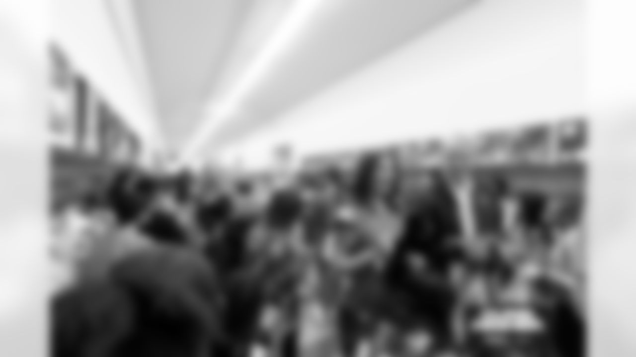 DBC Renee and Billy Van Heusen during a school hallway parade to celebrate the Denver Broncos making the playoffs on Thursday, January 15, 2026 at Center for Talent and Development at Greelee in Denver, Colorado.
Photo by Gabriel Christus / Denver Broncos