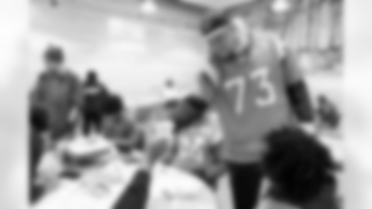 Frank Crum during a visit to Urban Peak to feed the kids a Thanksgiving meal on Tuesday, November 25, 2025 at Urban Peak in Denver, Colorado.
Photo by Gabriel Christus / Denver Broncos