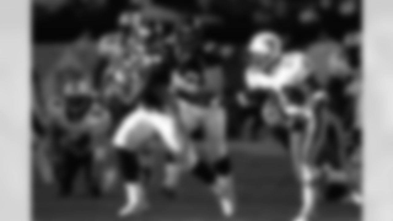 Most Rushing Yards, Game
199 – Terrell Davis vs. Miami on Jan. 9, 1999