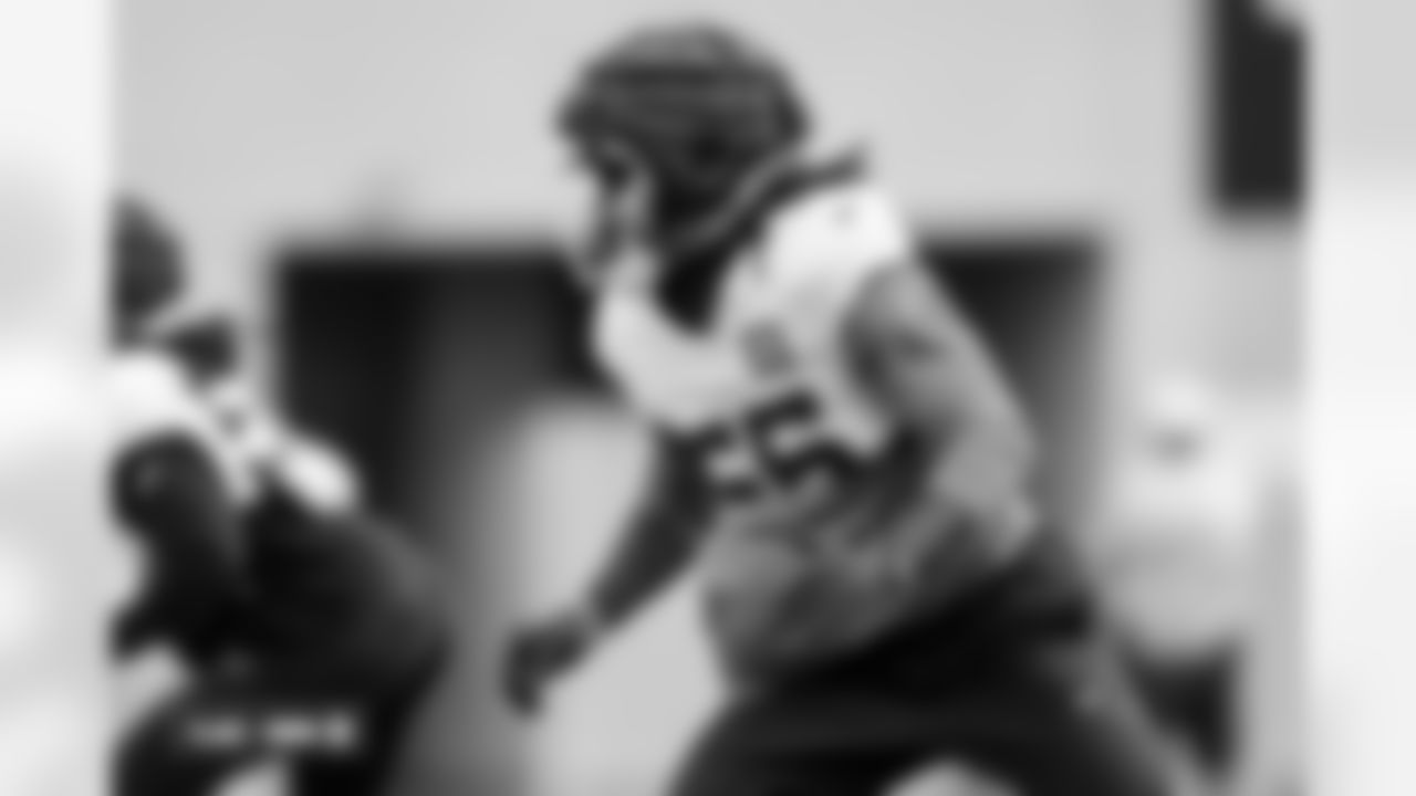 Jordan Turner during practice at Broncos Park Powered by CommonSpirit in Englewood, Colorado on January 1, 2026. Photo by Ben Swanson / Denver Broncos