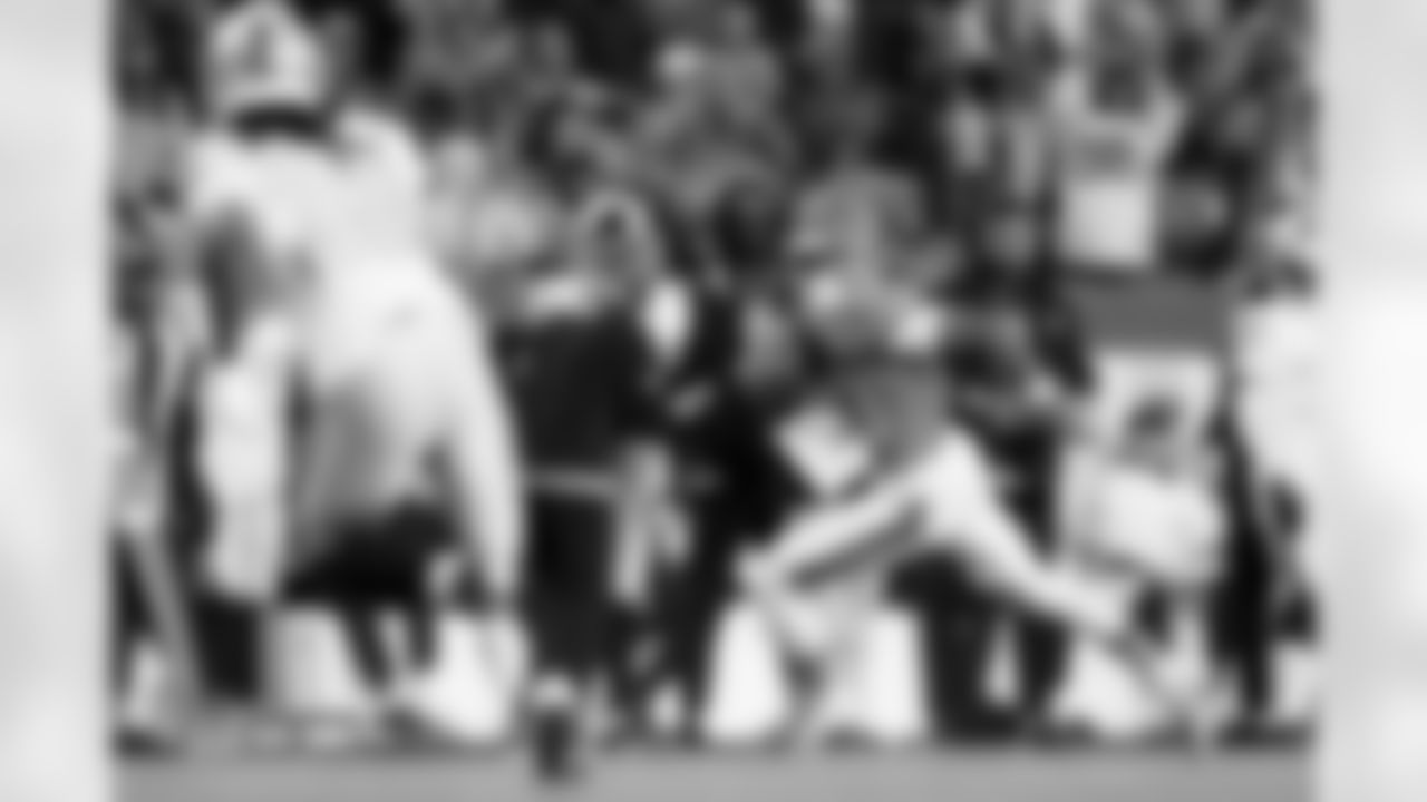 Pat Bryant during the Broncos' Week 10 game against the Las Vegas Raiders at Empower Field at Mile High in Denver, Colorado on November 6, 2025. Photo by Gabriel Christus / Denver Broncos