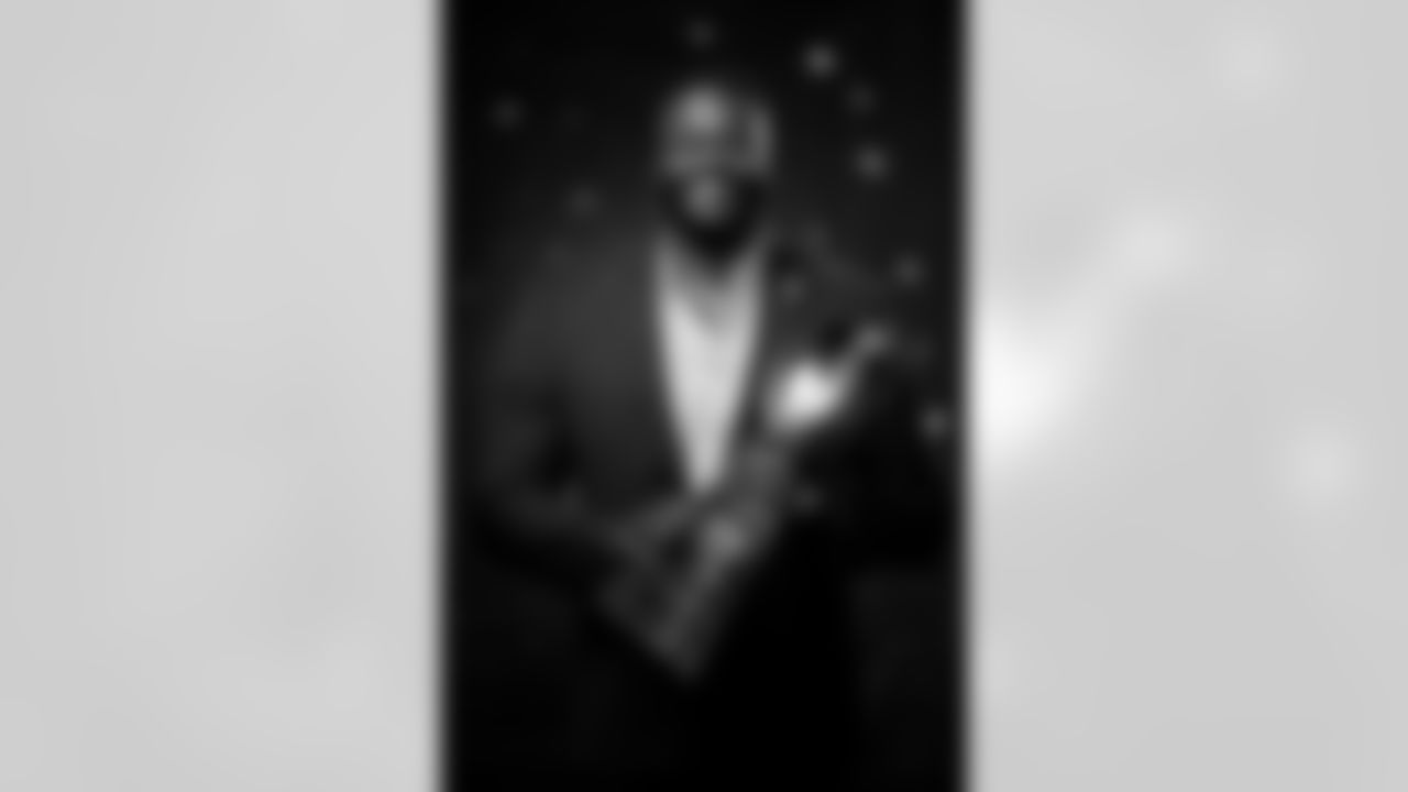 Kenny Anunike poses for a portrait at the 2025 Alumni Weekend Reception on October 18, 2025. Photo by Ben Swanson / Denver Broncos