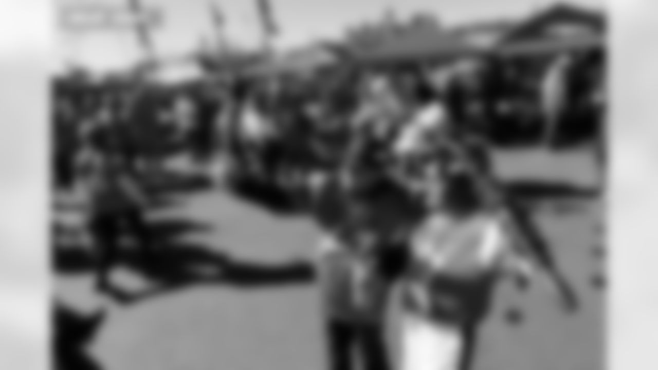 Denver Broncos fans before the Broncos' Divisional Round playoff game against the Buffalo Bills at Empower Field at Mile High in Denver, Colorado on January 17, 2026. Photo by Gavin Liddell / Denver Broncos