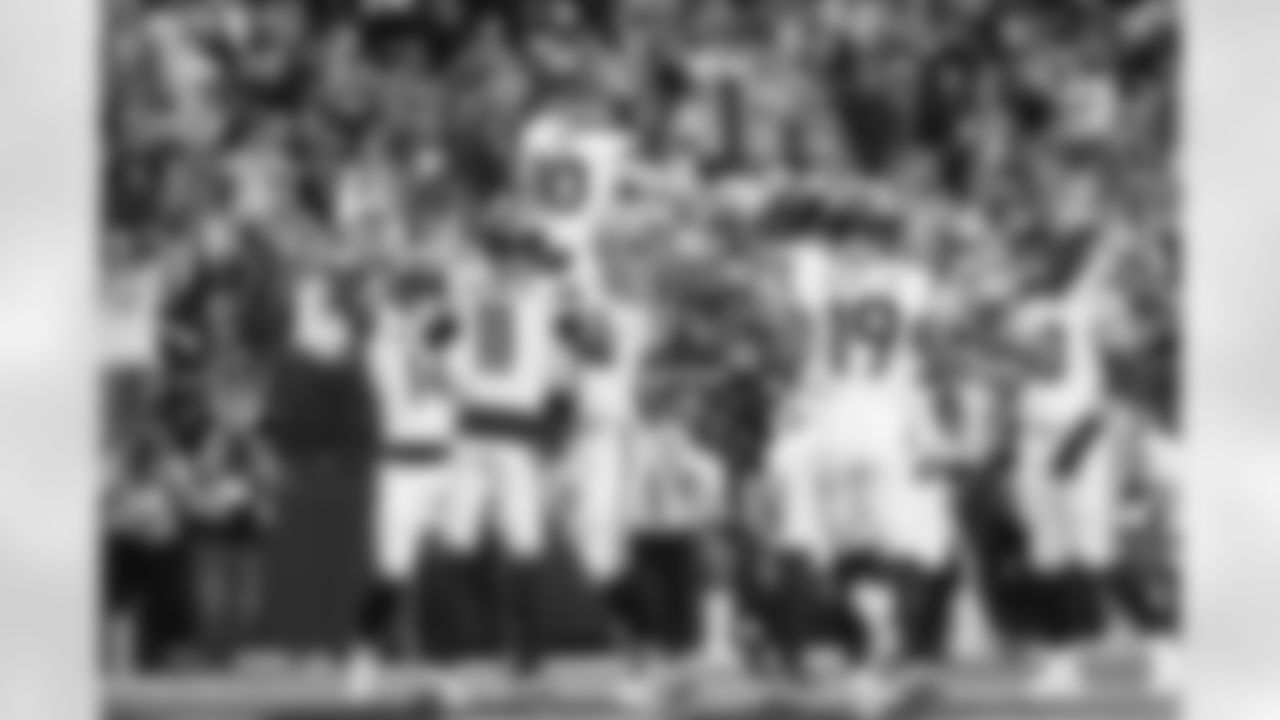 during the Broncos' Week 14 game against the Las Vegas Raiders at Allegiant Stadium in Las Vegas, Nevada on December 7, 2025. Photo by Ben Swanson / Denver Broncos