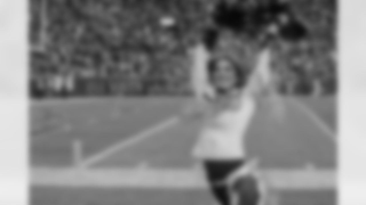 DBC Renee during a NFL game against the Cleveland Browns on Sunday, November 26, 2023 at Empower Field at Mile High in Denver, Colorado.
Photo by Paul Cloud / Denver Broncos