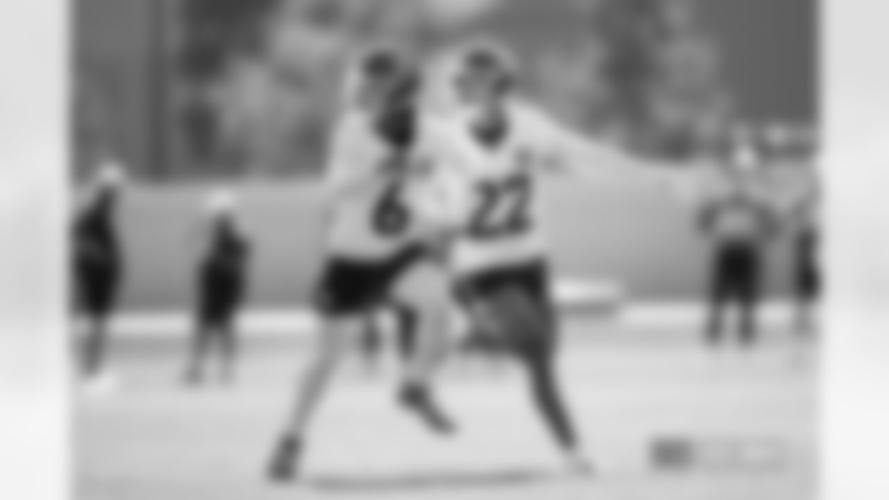 P.J. Locke and Brandon Jones during practice at Broncos Park Powered by CommonSpirit in Englewood, Colorado on October 3, 2024. Photo by Ben Swanson / Denver Broncos