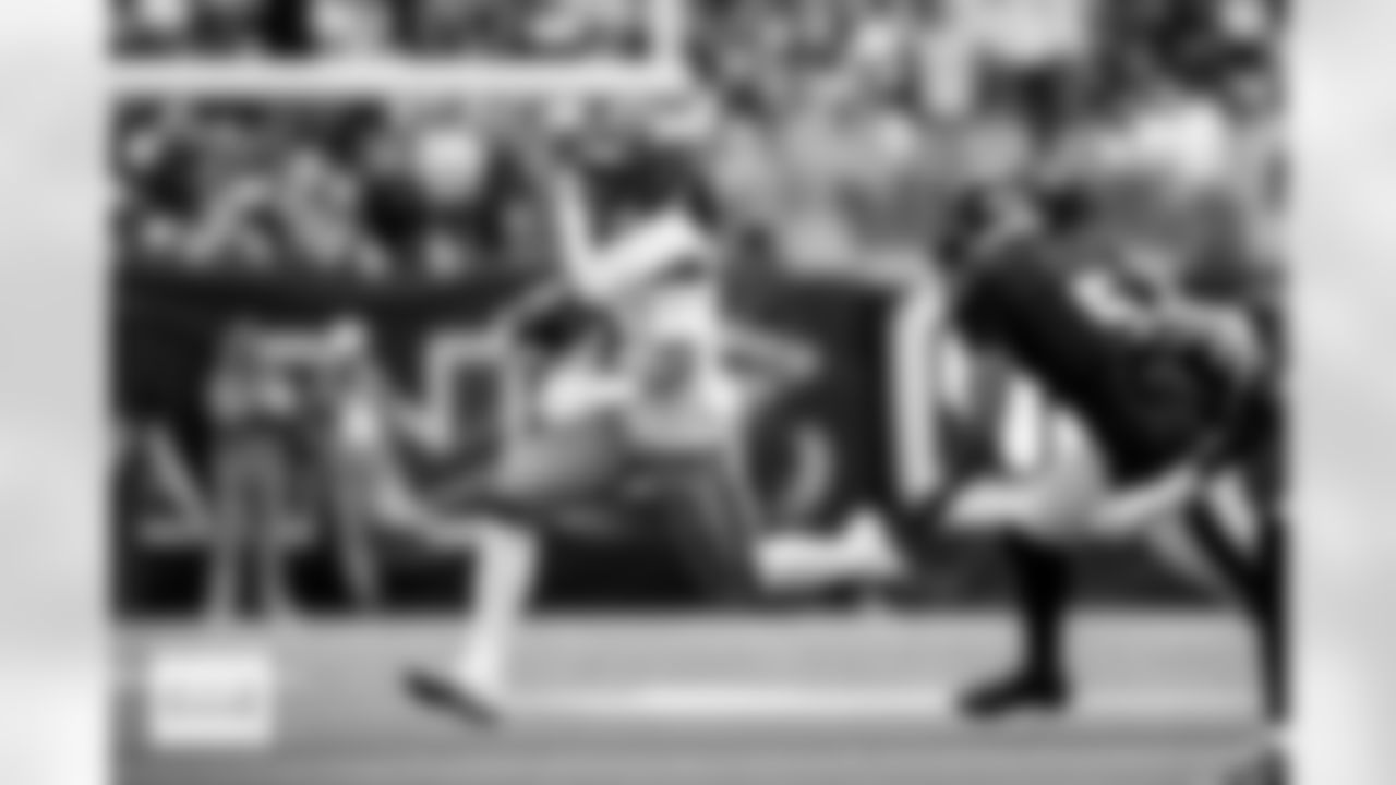 Denver Broncos running back RJ Harvey (12) runs with the ball during the Broncos' Week 9 game against the Houston Texans at NRG Stadium in Houston, Texas on November 2, 2025. Photo by Ben Swanson / Denver Broncos