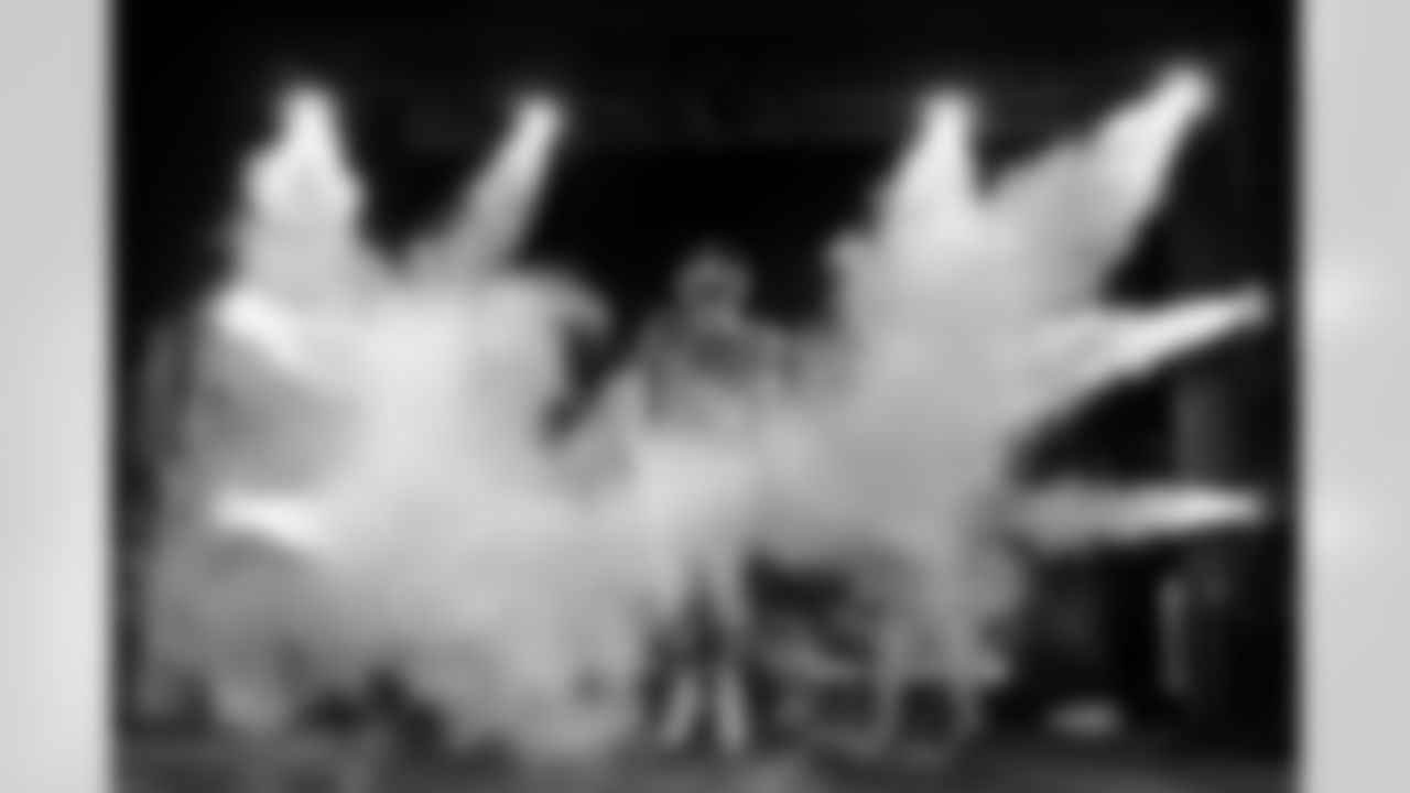 runs out of the tunnel before team introductions before the Broncos' Week 18 game against the Los Angeles Chargers at Empower Field at Mile High in Denver, Colorado on January 4, 2026. Photo by Gabriel Christus / Denver Broncos