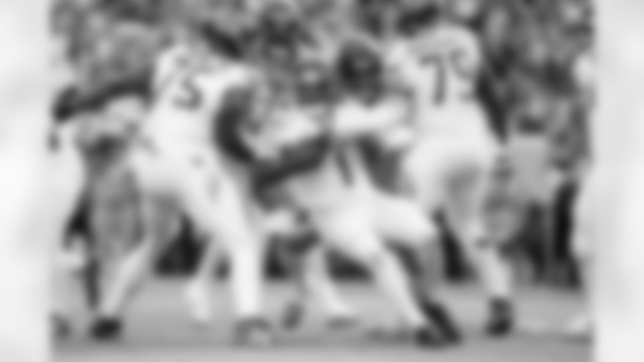 Denver Broncos defensive end Zach Allen (99) sacks Tennessee Titans quarterback Cam Ward (1) during the Broncos' Week 1 game against the Tennessee Titans at Empower Field at Mile High in Denver, Colorado on September 7, 2025. Photo by Ben Swanson / Denver Broncos
