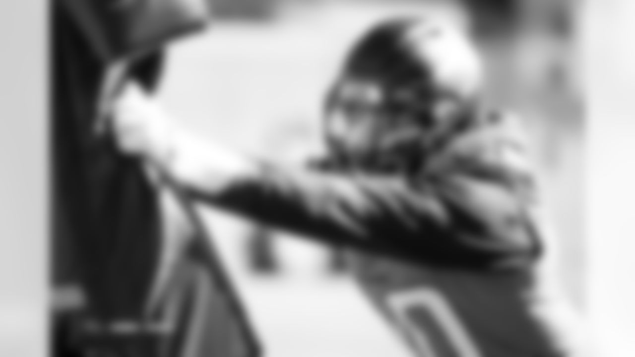 Justin Strnad during practice at Broncos Park Powered by CommonSpirit in Englewood, Colorado on October 29, 2025. Photo by Ben Swanson / Denver Broncos