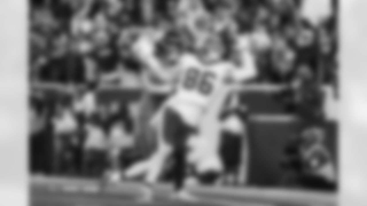 during the Broncos' Week 13 game against the Washington Commanders at Northwest Stadium in Landover, Maryland on November 30, 2025. Photo by Gabriel Christus / Denver Broncos