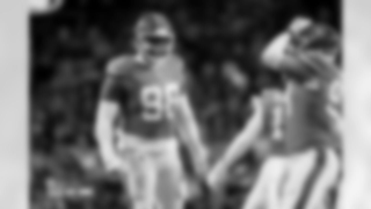 John Franklin-Myers (98) during the Broncos' Week 10 game against the Las Vegas Raiders at Empower Field at Mile High in Denver, Colorado on November 6, 2025. Photo by Gavin Liddell / Denver Broncos