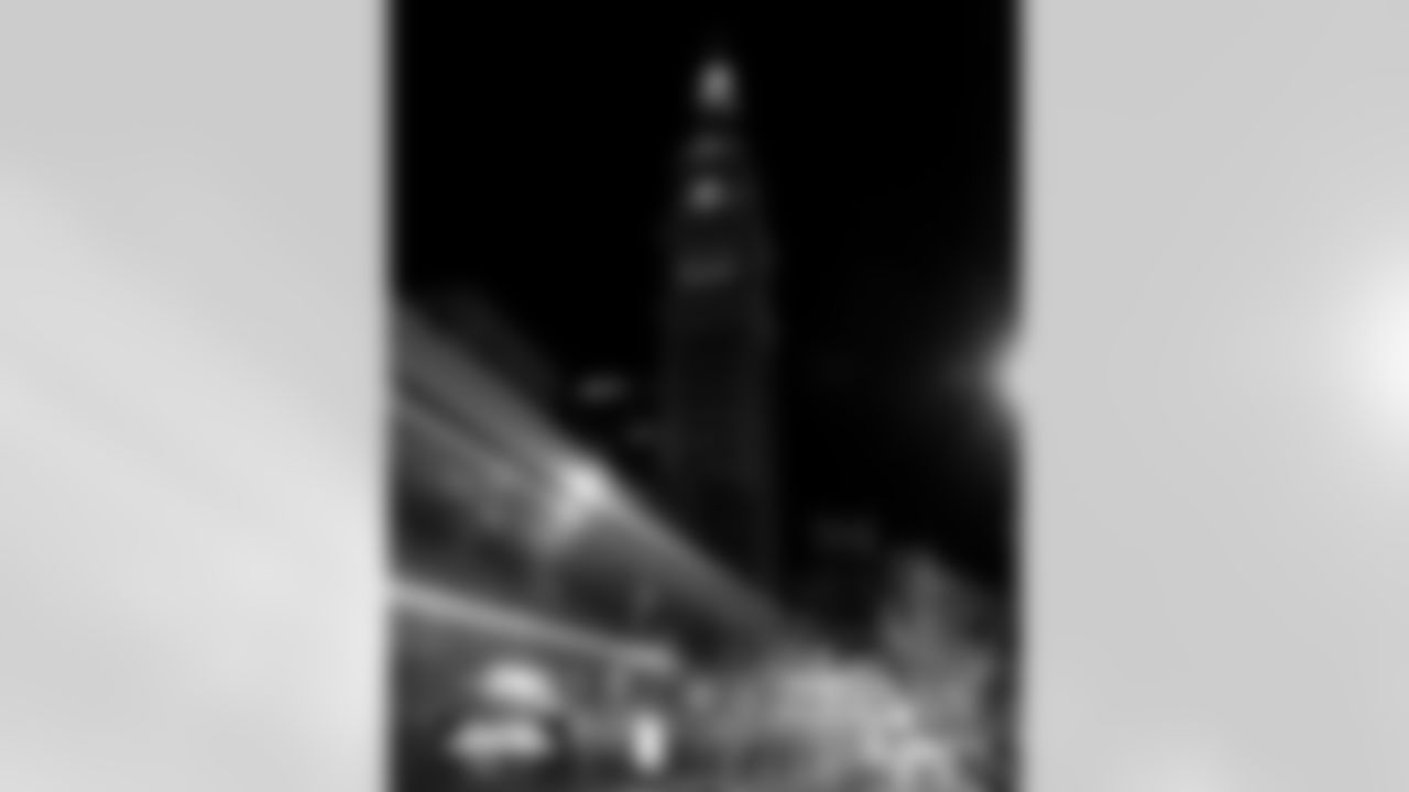 The Daniels & Fisher Tower is lit up orange and blue for the playoffs in Denver, Colorado on January 12, 2026. Photo by Ben Swanson / Denver Broncos