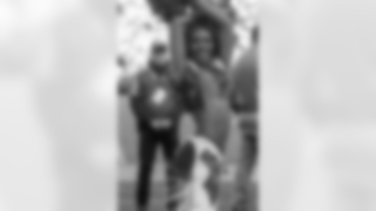 Denver Broncos Cheerleaders during the Broncos' Week 15 game against the Green Bay Packers at Empower Field at Mile High in Denver, Colorado on December 14, 2025. Photo by Paul Cloud / Denver Broncos