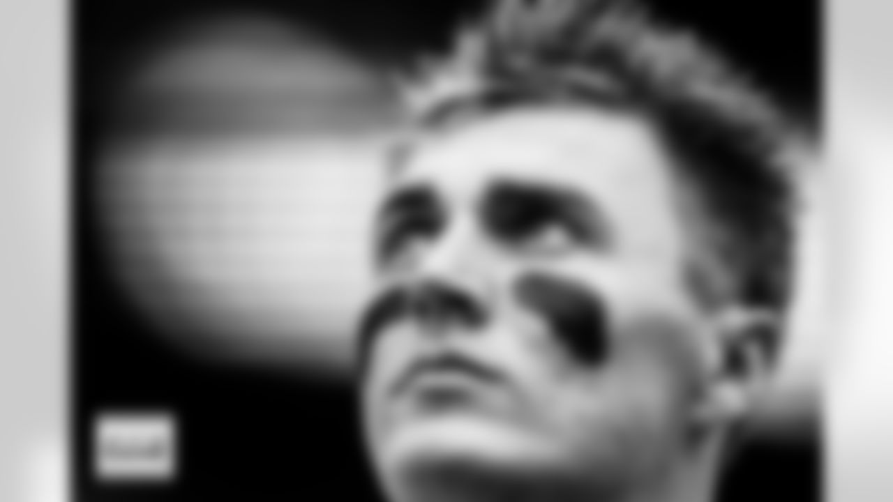 Denver Broncos quarterback Bo Nix (10) looks on from the sideline before the Broncos' Week 9 game against the Houston Texans at NRG Stadium in Houston, Texas on November 2, 2025. Photo by Ben Swanson / Denver Broncos