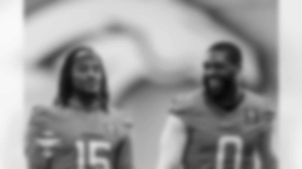 Nik Bonitto and Jonathon Cooper during practice on Thursday, August 21, 2025 at Broncos Park Powered by CommonSpirit in Englewood, Colorado.
Photo by Gabriel Christus / Denver Broncos