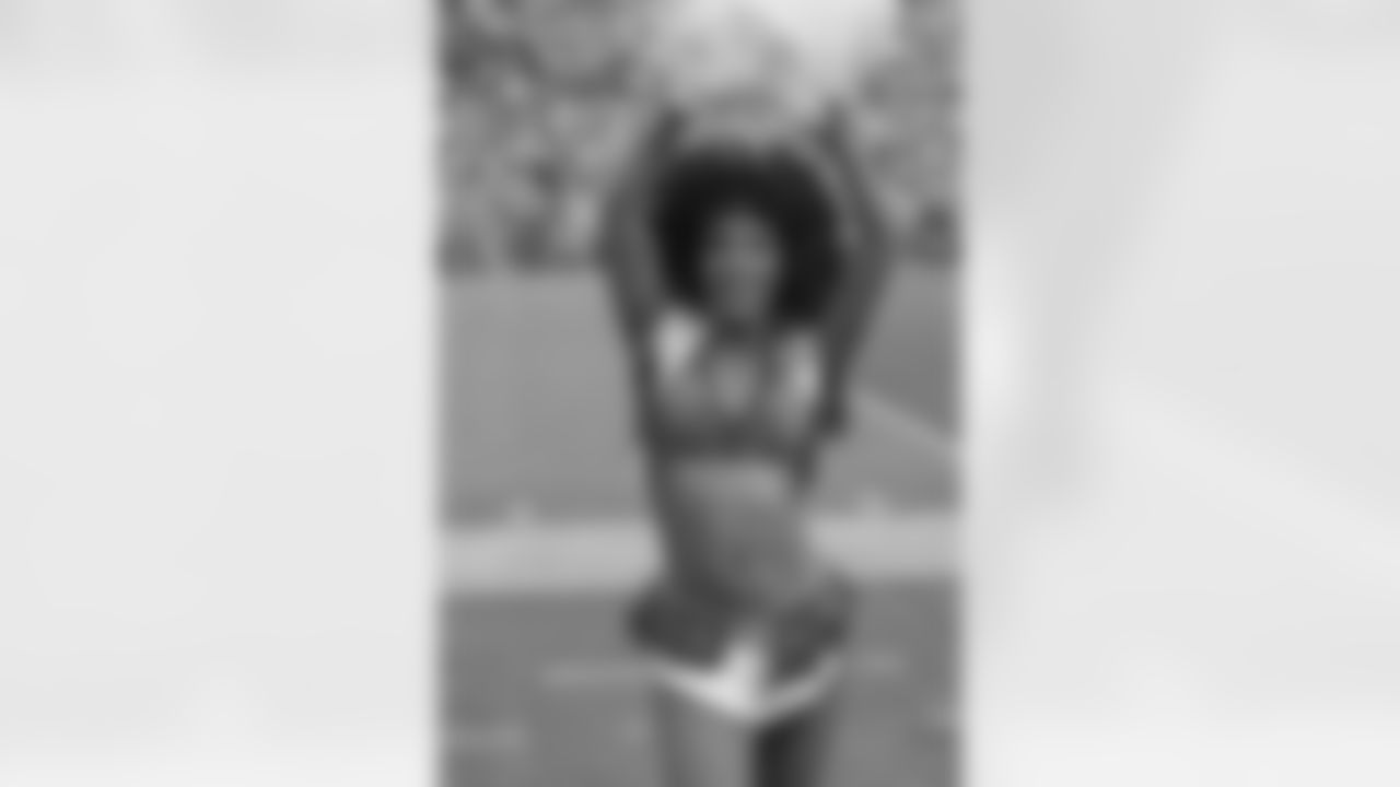 Denver Broncos Cheerleaders during the Broncos' Week 8 game against the Dallas Cowboys at Empower Field at Mile High in Denver, Colorado on October 26, 2025. Photo by Paul Cloud / Denver Broncos