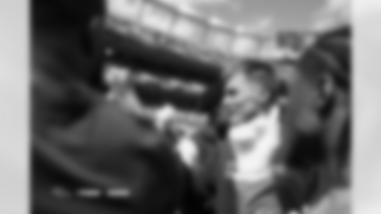 Bo Nix before the Broncos' Week 1 game against the Tennessee Titans at Empower Field at Mile High in Denver, Colorado on September 7, 2025. Photo by Ben Swanson / Denver Broncos