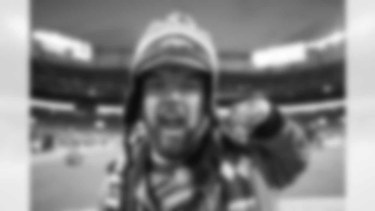 Comedian Brad Williams before the Broncos' Week 11 game against the Minnesota Vikings at Empower Field at Mile High in Denver, Colorado on November 19, 2023. Photo by Ben Swanson / Denver Broncos