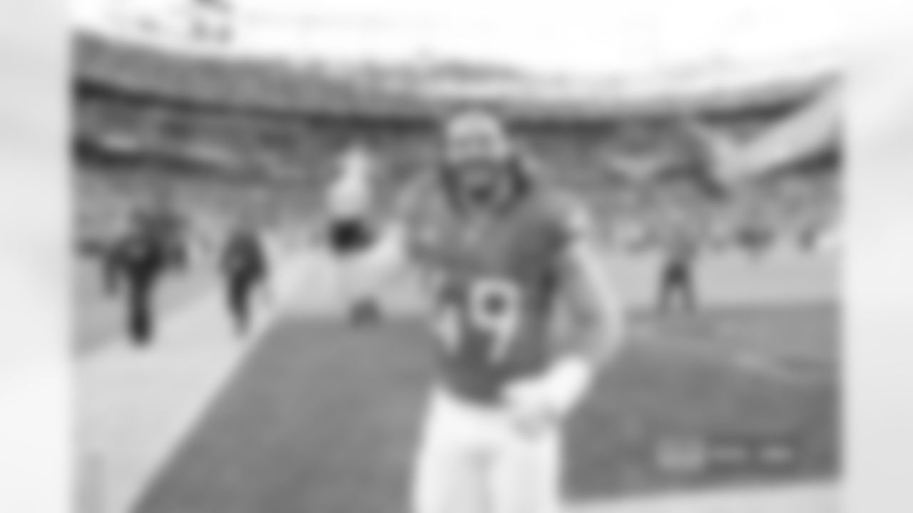 Alex Singleton during the Broncos' Week 7 game against the New York Giants at Empower Field at Mile High in Denver, Colorado on October 19, 2025. Photo by Gabriel Christus / Denver Broncos