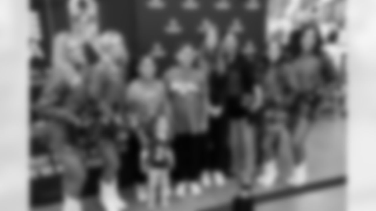 Denver Broncos Cheerleaders and Broncos alumni visit the United States Army post at Fort Carson during the Salute to Service Caravan on December 16, 2025. Photo by Ben Swanson / Denver Broncos