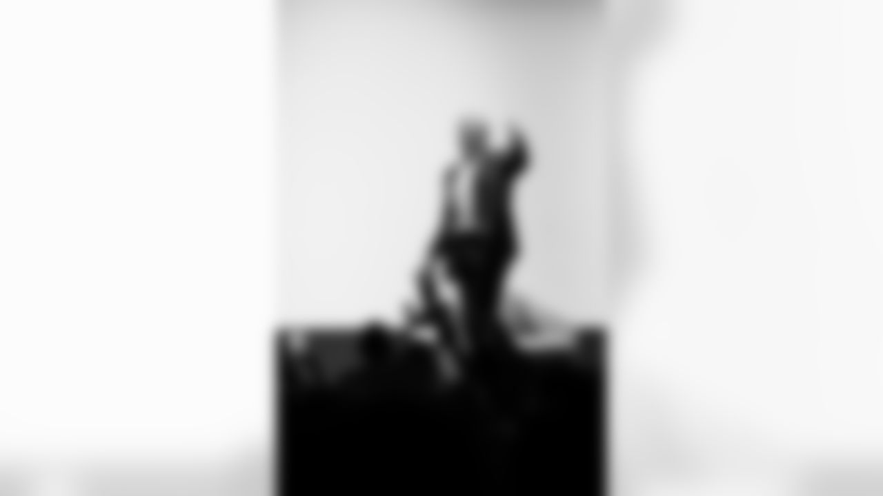 John Elway waves to fans at the movie premiere for the Netflix documentary "Elway" at the Ellie Caulkins Opera House in Denver, Colorado on November 8, 2025. Photo by Ben Swanson / Denver Broncos