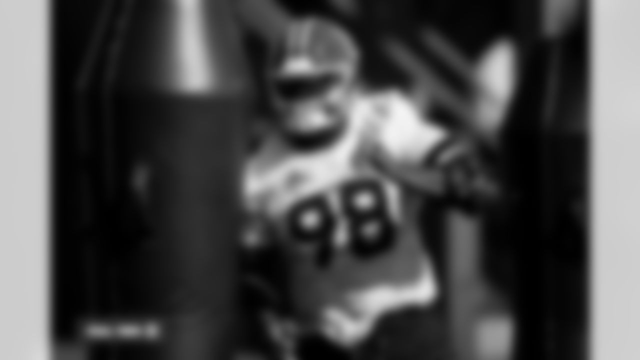 John Franklin-Myers during practice at Broncos Park Powered by CommonSpirit in Englewood, Colorado on October 23, 2025. Photo by Ben Swanson / Denver Broncos