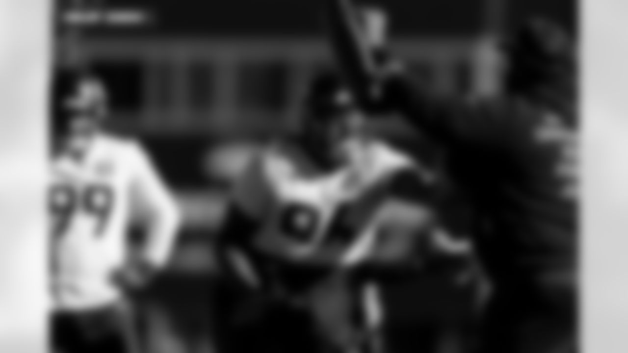 Eyioma Uwazurike during practice on Wednesday, January 14, 2026 at Broncos Park Powered by CommonSpirit in Englewood, Colorado.
Photo by Gabriel Christus / Denver Broncos