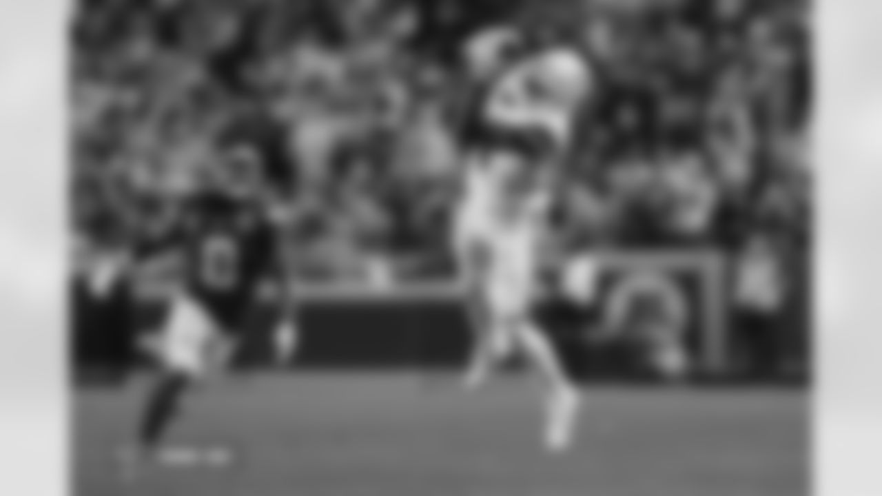 Courtland Sutton (14) during the Broncos' Week 17 game against the Kansas City Chiefs at GEHA Field at Arrowhead Stadium in Kansas City, Missouri on December 25, 2025. Photo by Ben Swanson / Denver Broncos