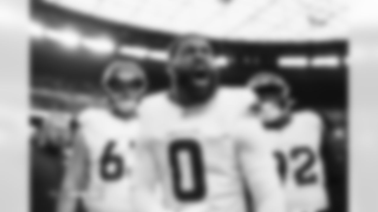 Jonathon Cooper (0) before the Broncos' Week 14 game against the Las Vegas Raiders at Allegiant Stadium in Las Vegas, Nevada on December 7, 2025. Photo by Ben Swanson / Denver Broncos