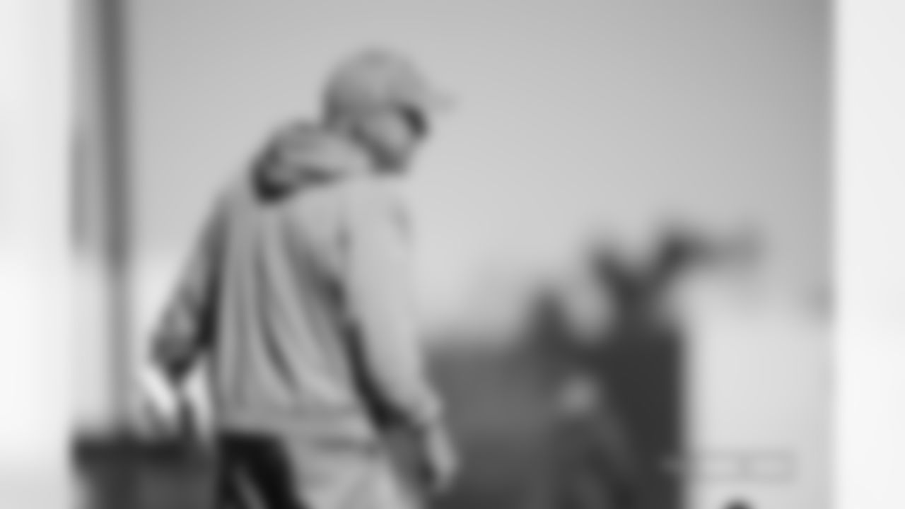 Sean Payton during practice at Broncos Park Powered by CommonSpirit in Englewood, Colorado on October 30, 2025. Photo by Gabriel Christus / Denver Broncos