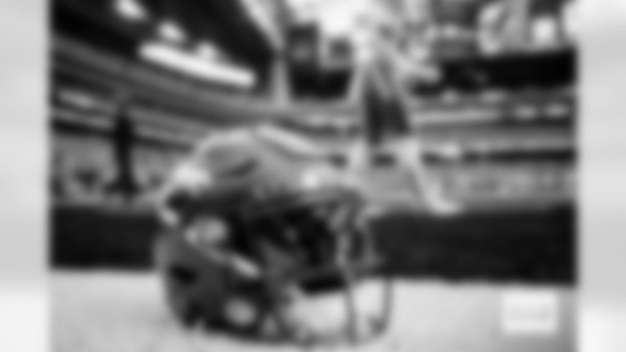 A helmet before the Broncos' Week 9 game against the Houston Texans at NRG Stadium in Houston, Texas on November 2, 2025. Photo by Ben Swanson / Denver Broncos