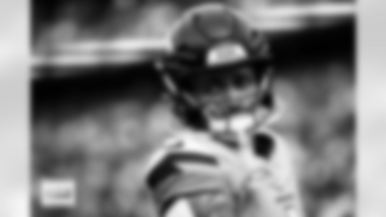 Evan Engram before the Broncos' Week 7 game against the New York Giants at Empower Field at Mile High in Denver, Colorado on October 19, 2025. Photo by Ben Swanson / Denver Broncos