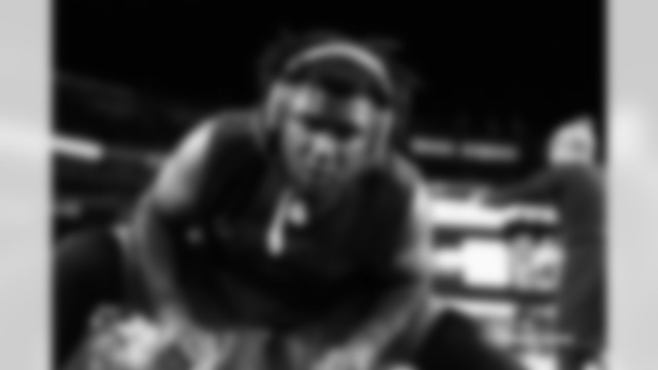 Malcolm Roach before the Broncos' Week 13 game against the Washington Commanders at Northwest Stadium in Landover, Maryland on November 30, 2025. Photo by Gabriel Christus / Denver Broncos