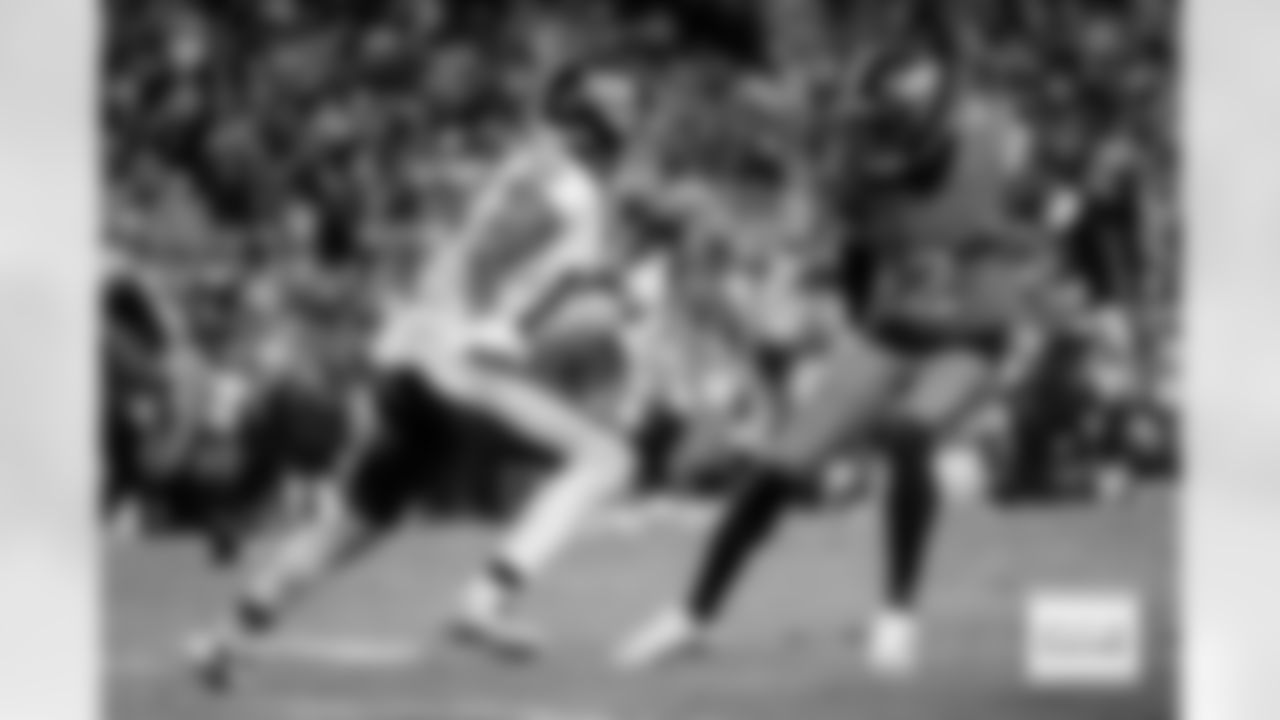 Denver Broncos cornerback Pat Surtain II (2) defends against Washington Commanders wide receiver Terry McLaurin (17) during the Broncos' Week 13 game against the Washington Commanders at Northwest Stadium in Landover, Maryland on November 30, 2025. Photo by Ben Swanson / Denver Broncos