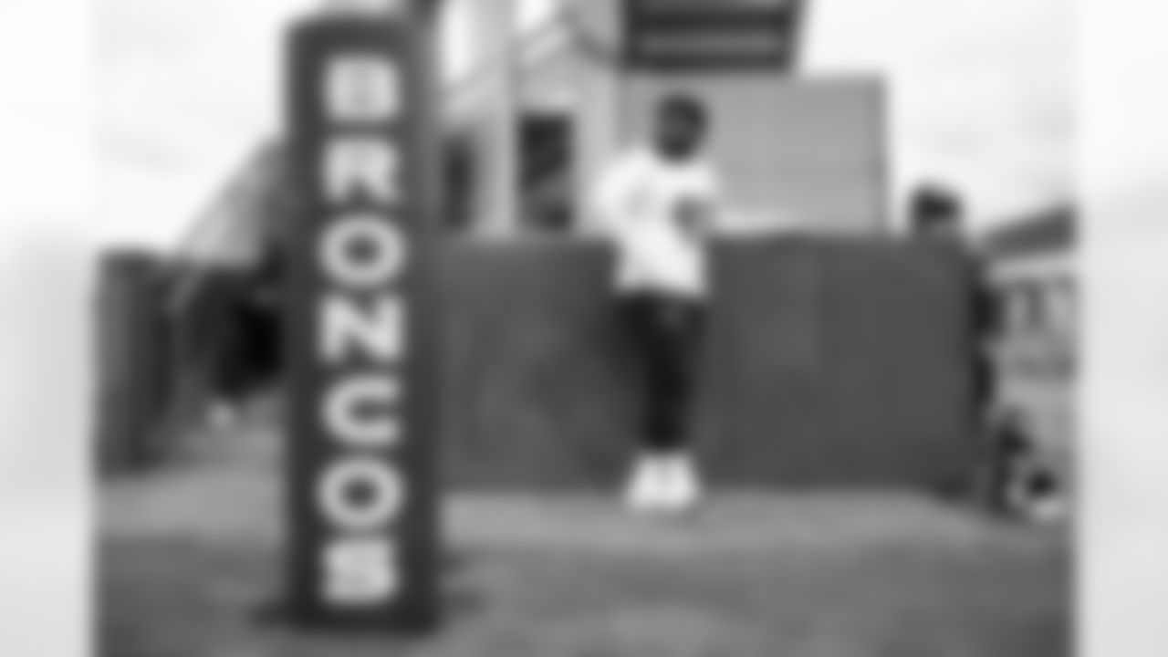 D.J. Jones during an OTA practice at Broncos Park Powered by CommonSpirit in Englewood, Colorado on May 29, 2025. Photo by Ben Swanson / Denver Broncos