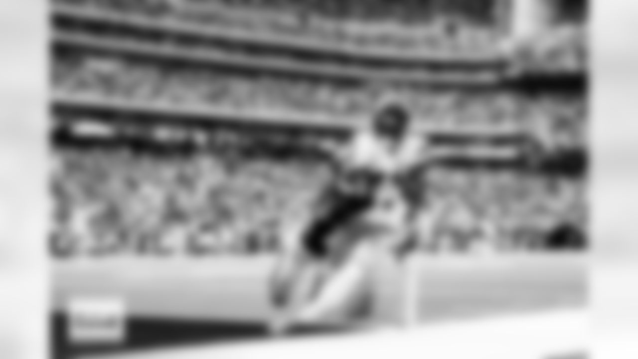 Denver Broncos wide receiver Courtland Sutton (14) scores a touchdown with Houston Texans cornerback Derek Stingley Jr. (24) covering during the Broncos' Week 9 game against the Houston Texans at NRG Stadium in Houston, Texas on November 2, 2025. Photo by Gabriel Christus / Denver Broncos