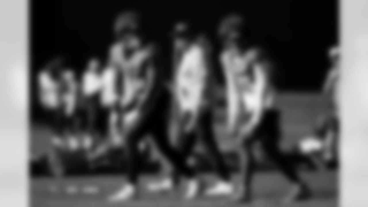 Sean Payton during practice at Broncos Park Powered by CommonSpirit in Englewood, Colorado on November 13, 2025. Photo by Ben Swanson / Denver Broncos