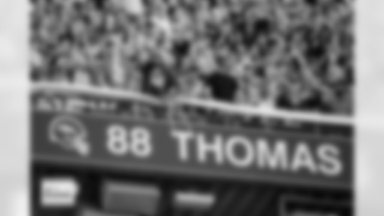 Demaryius Thomas' name is unveiled on the Ring of Fame during the halftime Ring of Fame induction of Demaryius Thomas and ceremony honoring the Super Bowl 50 team during the Broncos' Week 7 game against the New York Giants at Empower Field at Mile High in Denver, Colorado on October 19, 2025. Photo by Ben Swanson / Denver Broncos